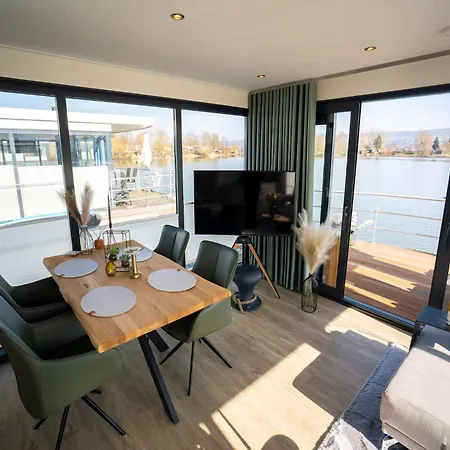 Botel Schoenes Hausboot In Hoexter Höxter