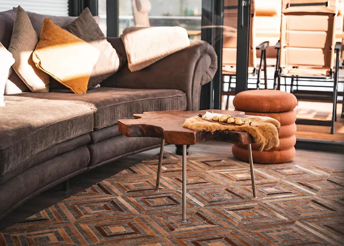 Schoenes Hausboot In Hoexter