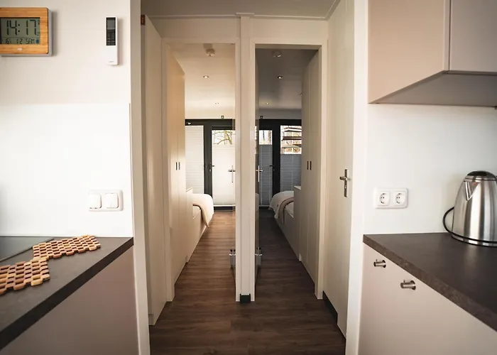 Schoenes Hausboot In Hoexter * Höxter